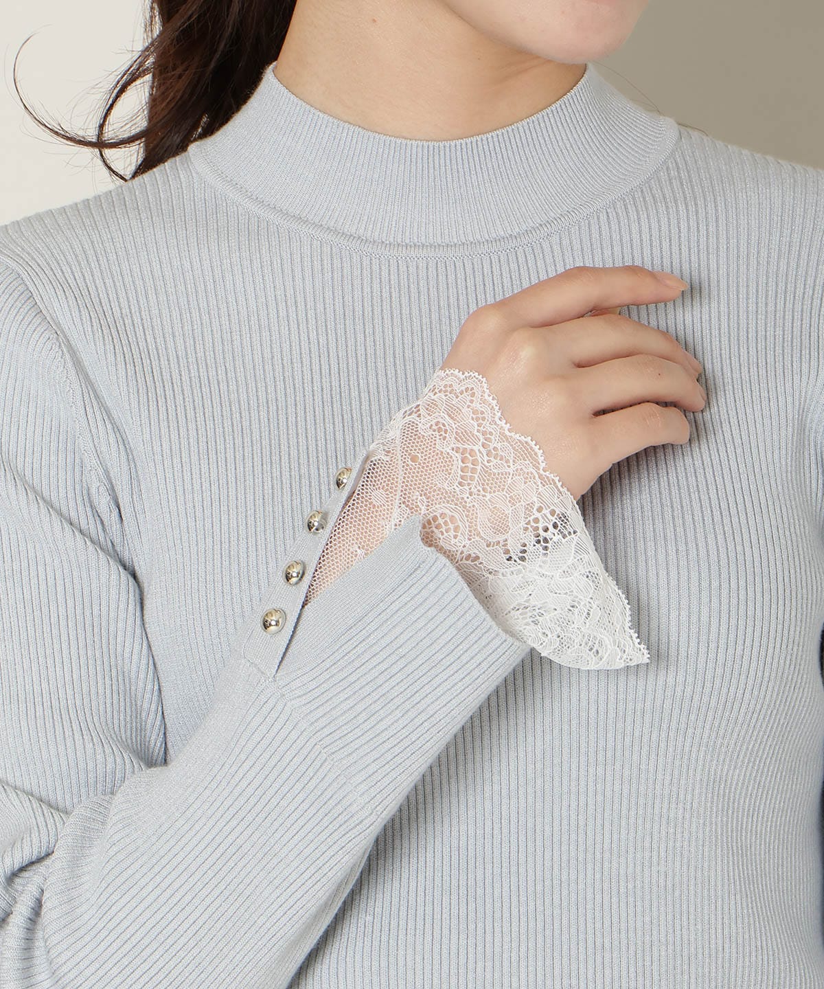 袖口レースハイネックリブニット