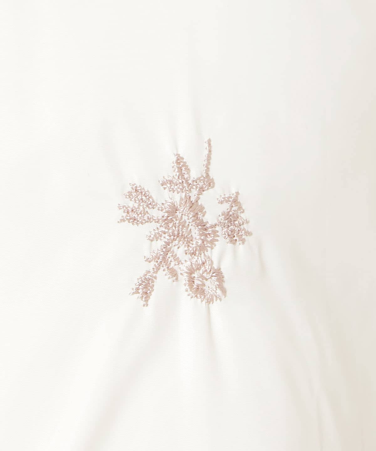 小花刺繍ショートダウン