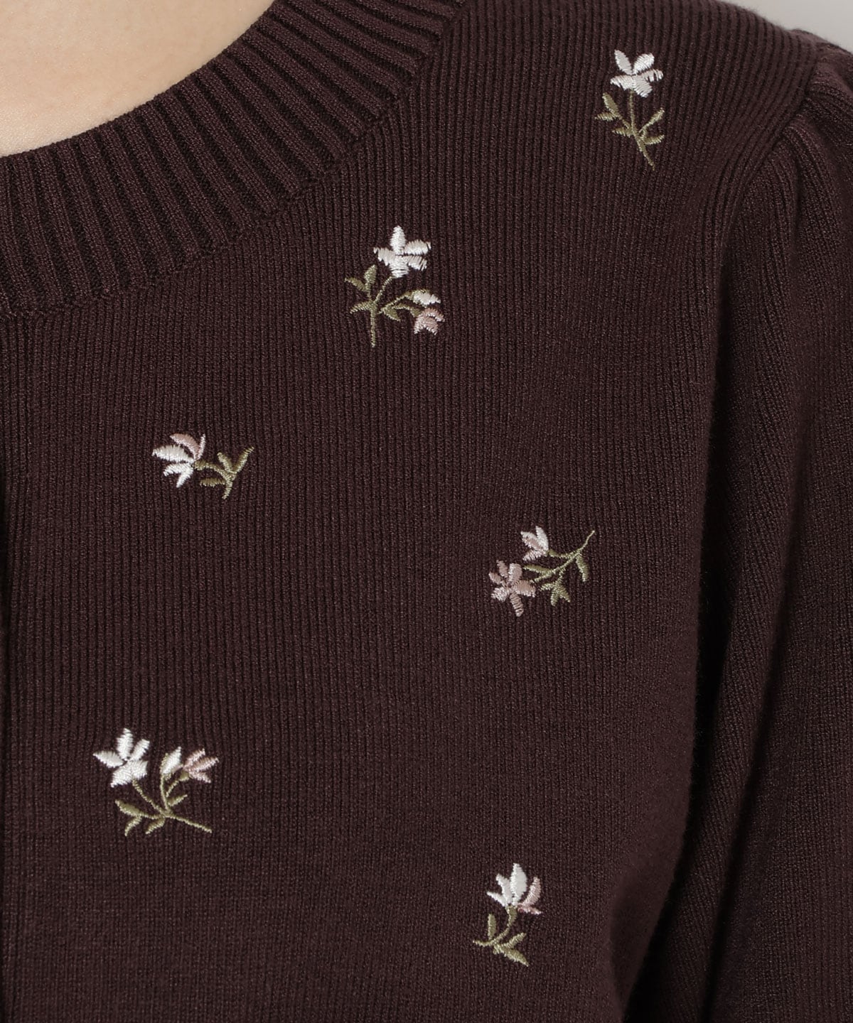 【8/7(fri)20時発売】モチーフ刺繍カーディガン