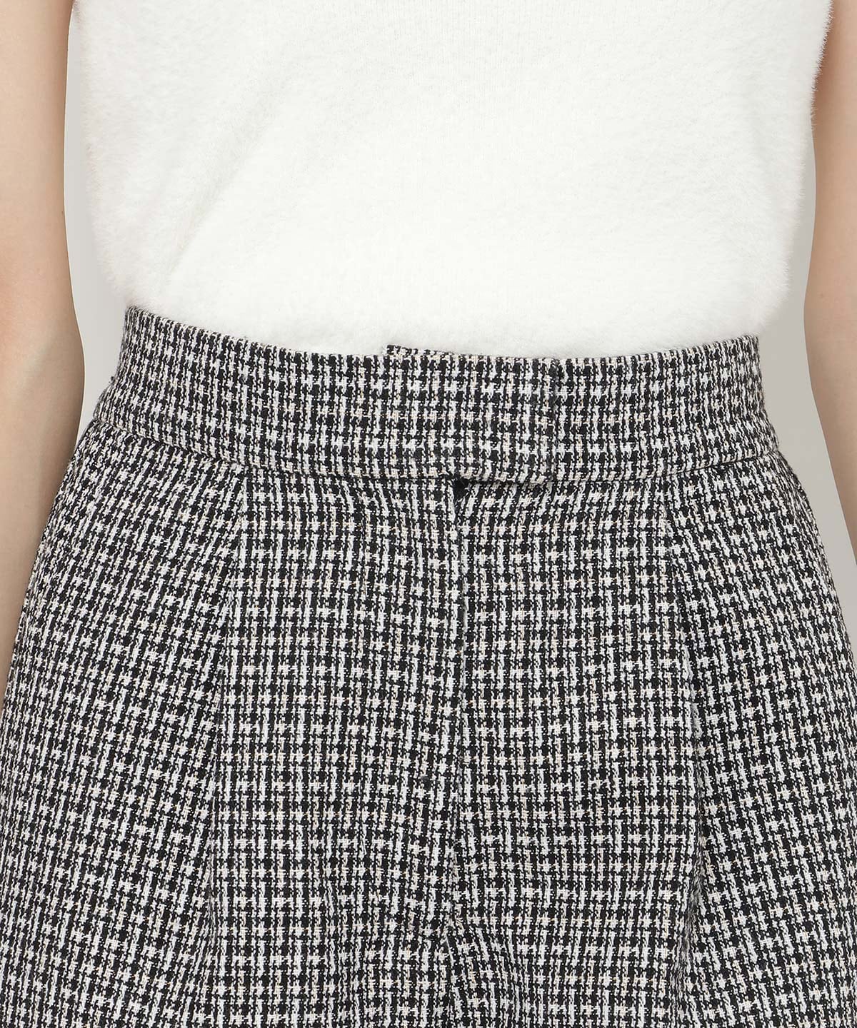 コンパクトショートパンツ