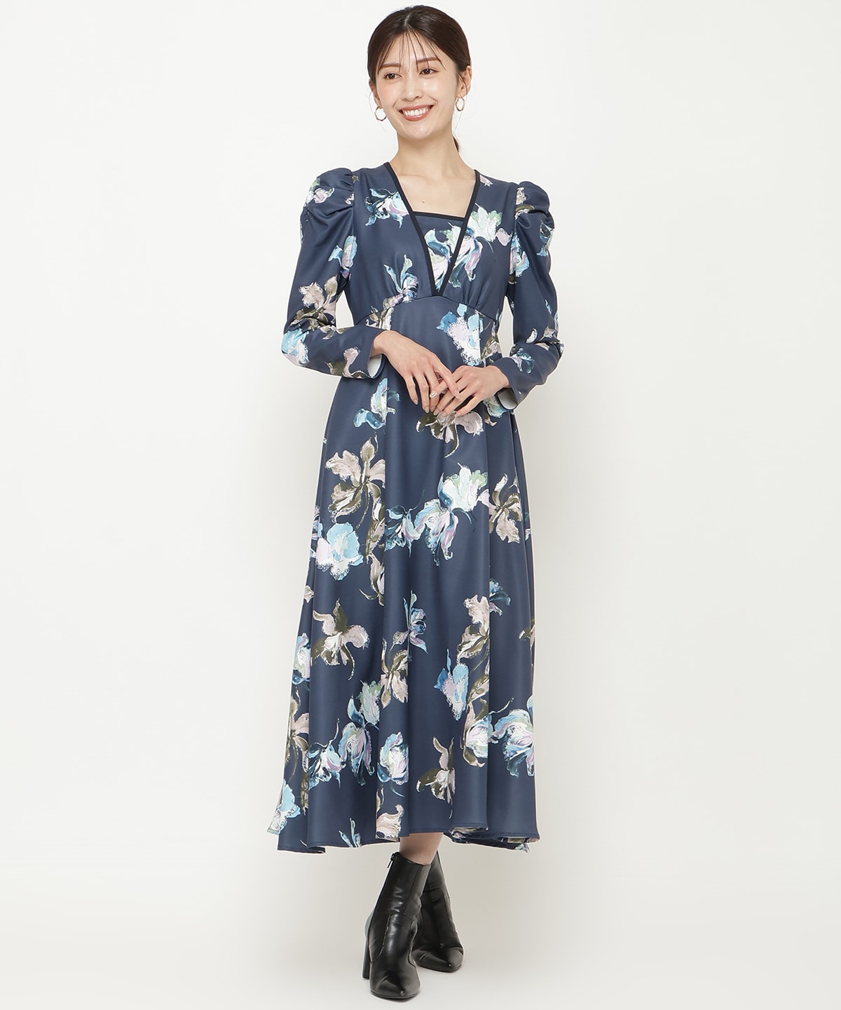 ウォーターフラワープリントワンピース