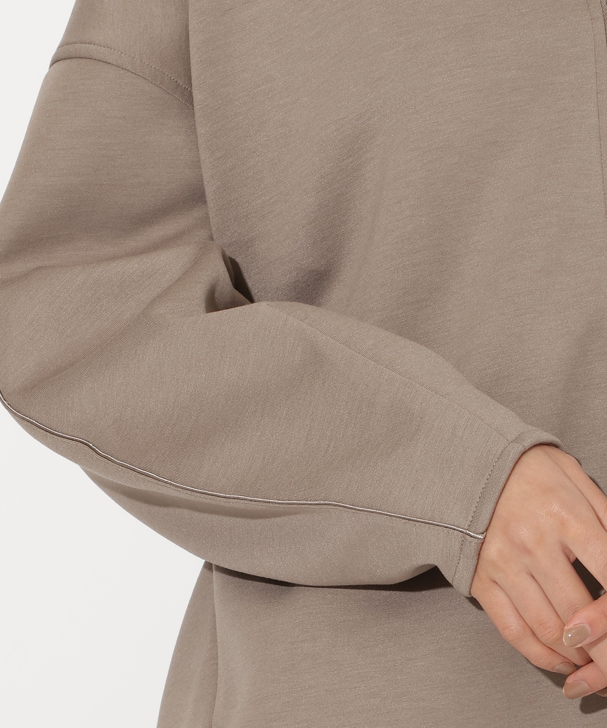 ダンボールポンチフードジップパーカー