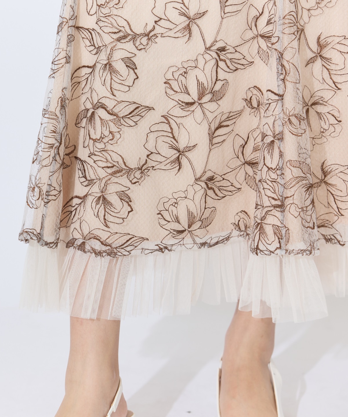 チュールヘムフローラルスカート