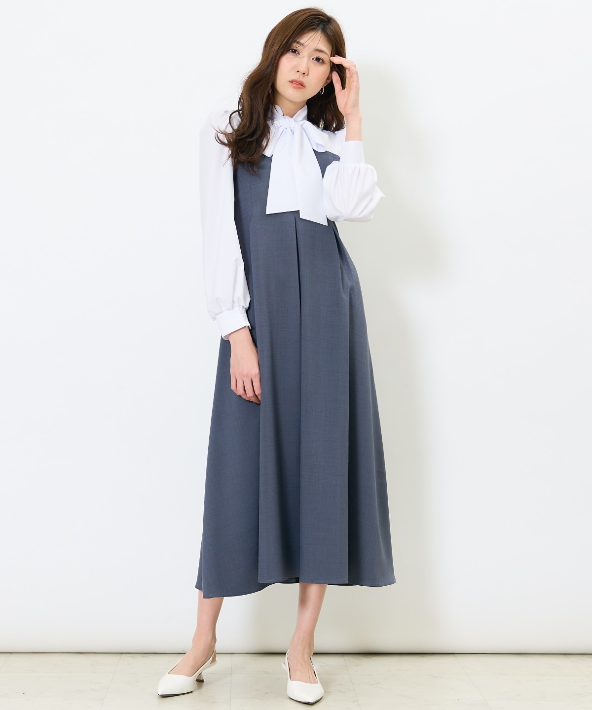 ヨーク切替リボンタイワンピース