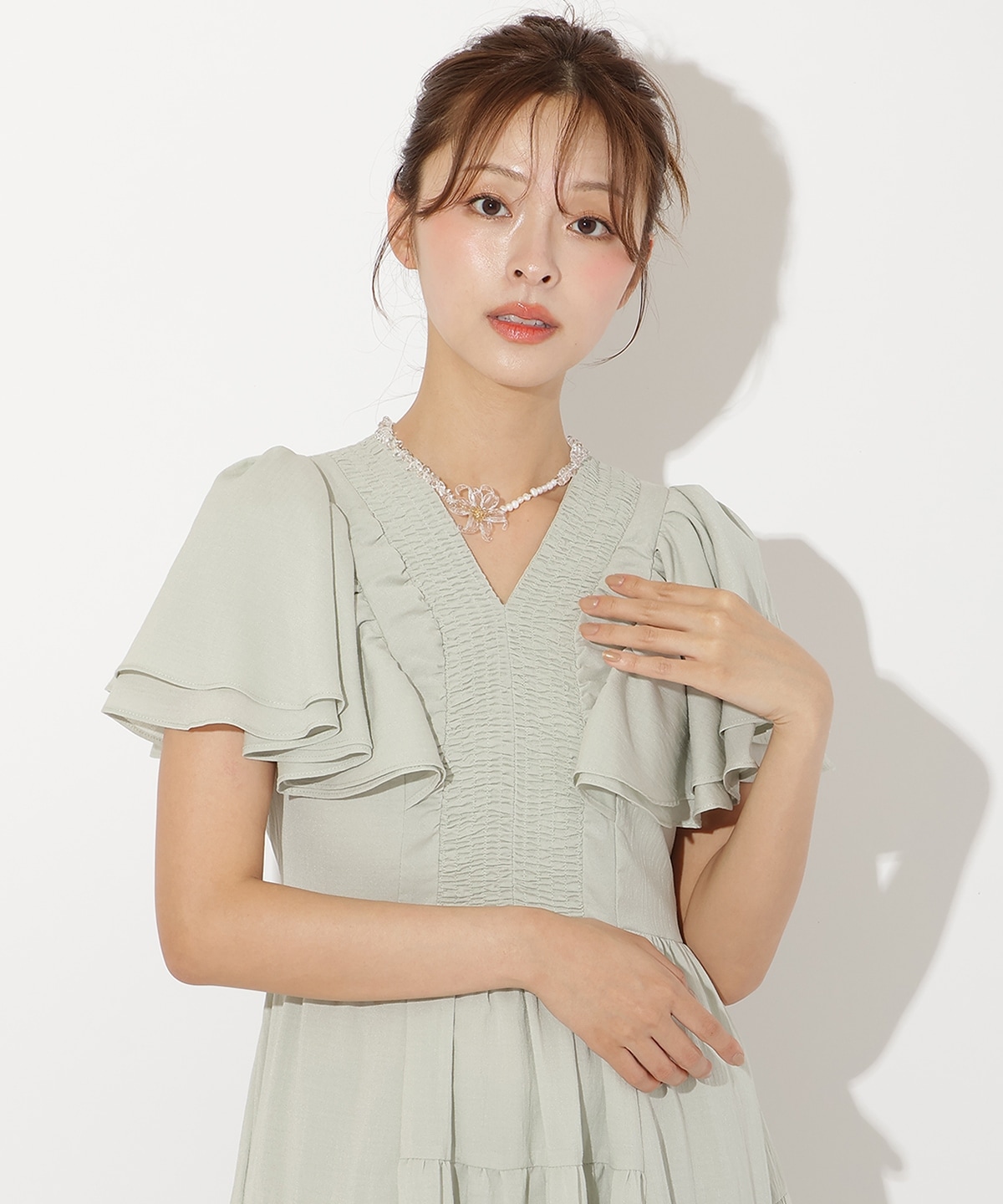 ギャザーVネックティアードワンピース