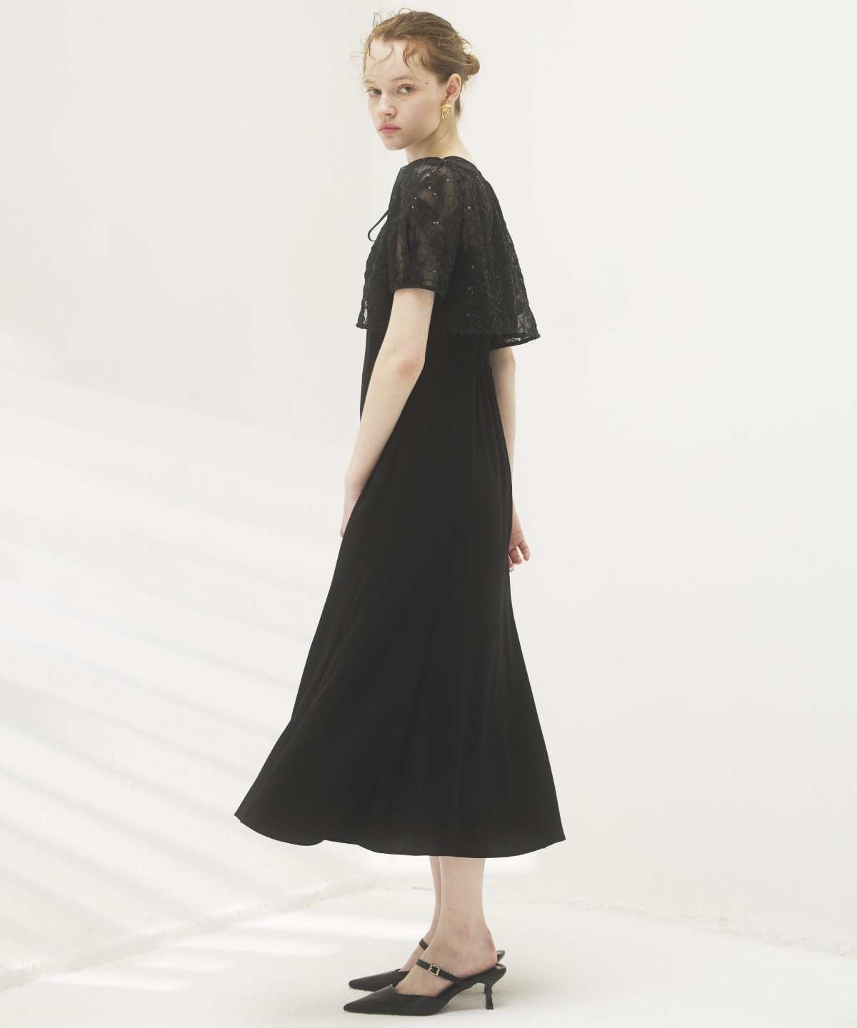 2WAYレースケープドレス