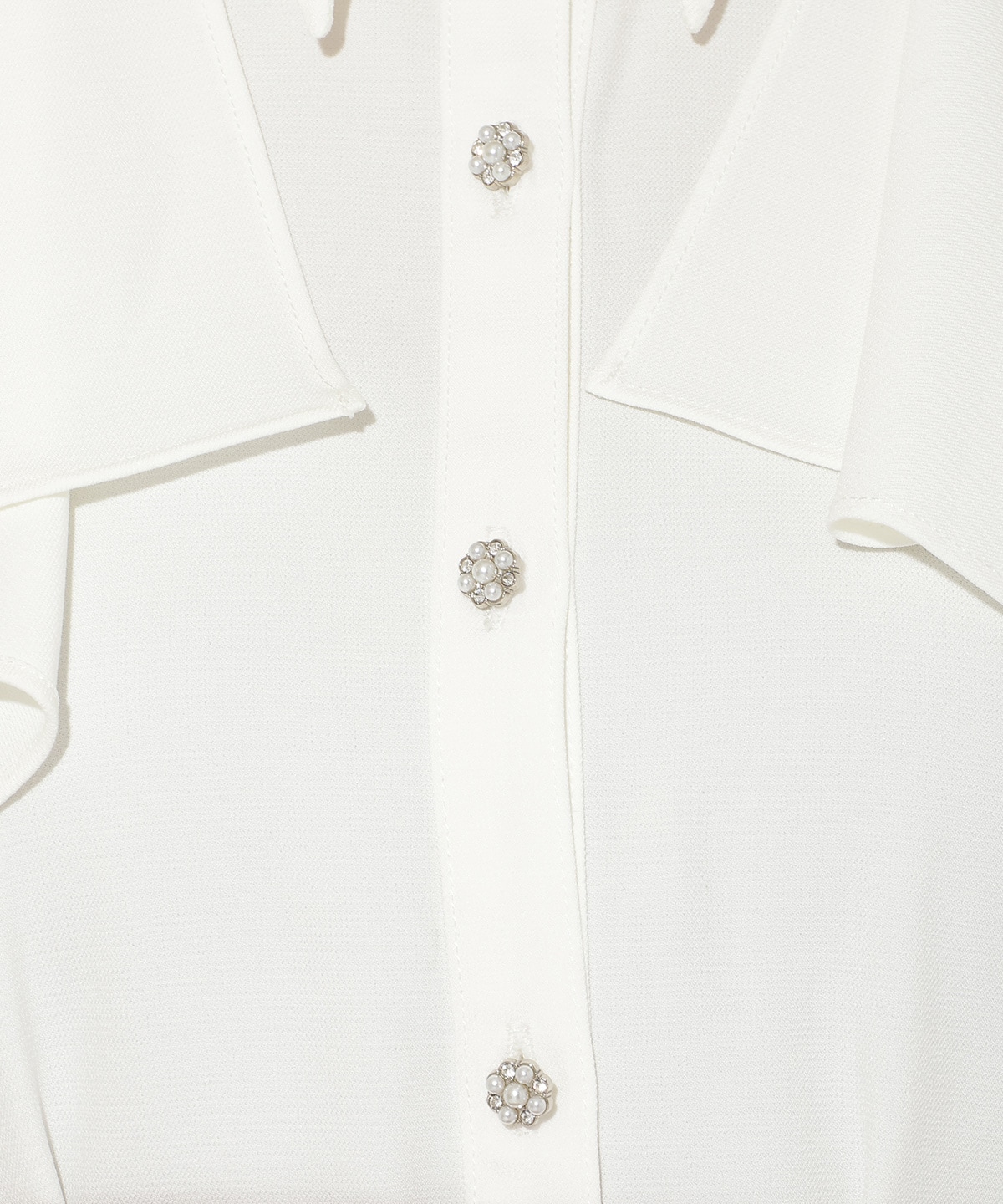 ビジューボタンフリルケープブラウス