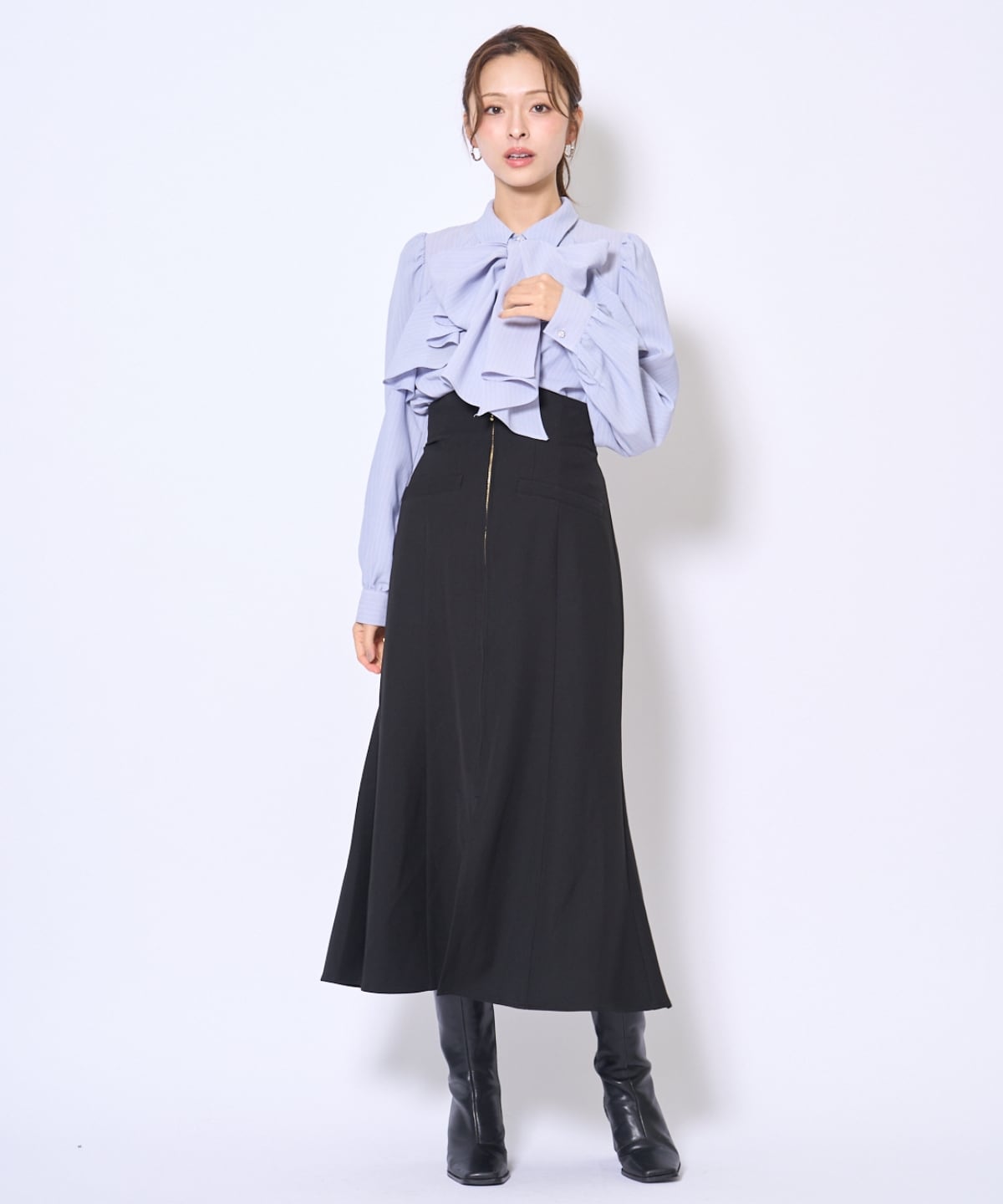 ビジューボタンフリルケープ長袖ブラウス