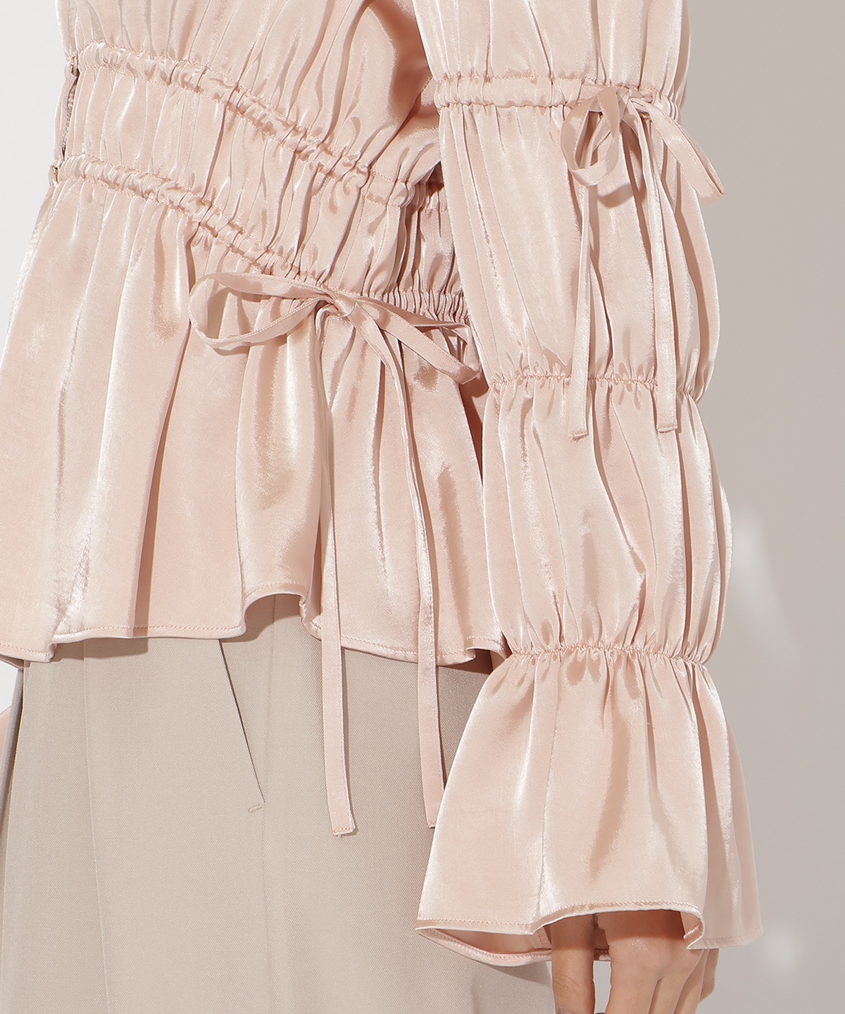 ウエストシャーリングブラウス