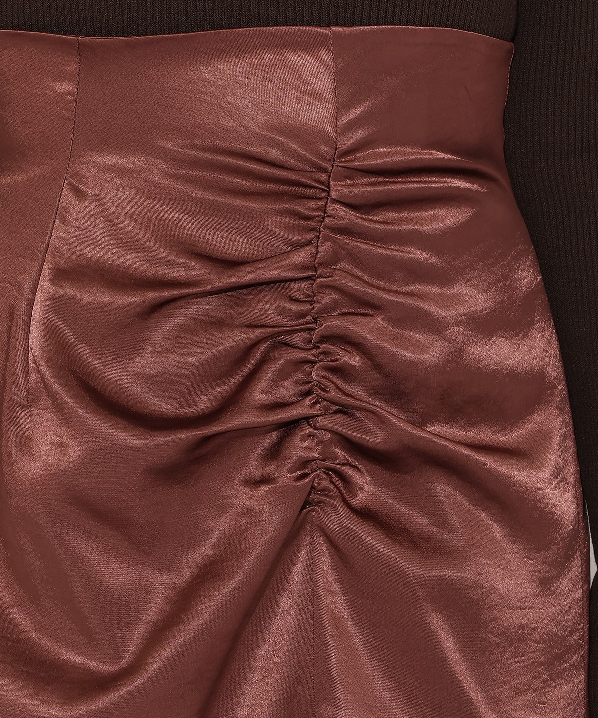 ワンサイドシャーリングサテンスカート