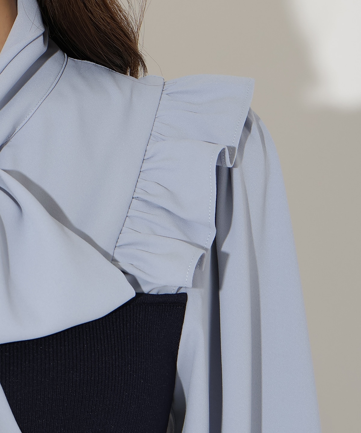 フリルショルダーボウタイドッキングワンピース