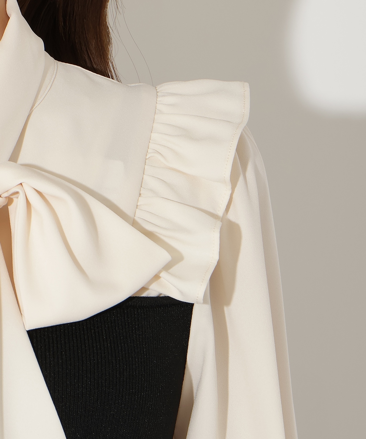 フリルショルダーボウタイドッキングワンピース