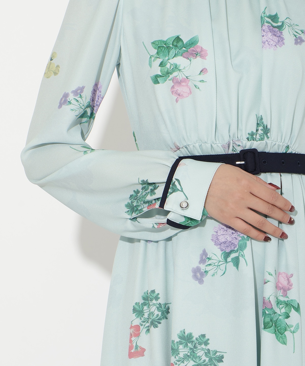 【先行予約受付中】クラシックフラワーワンピース