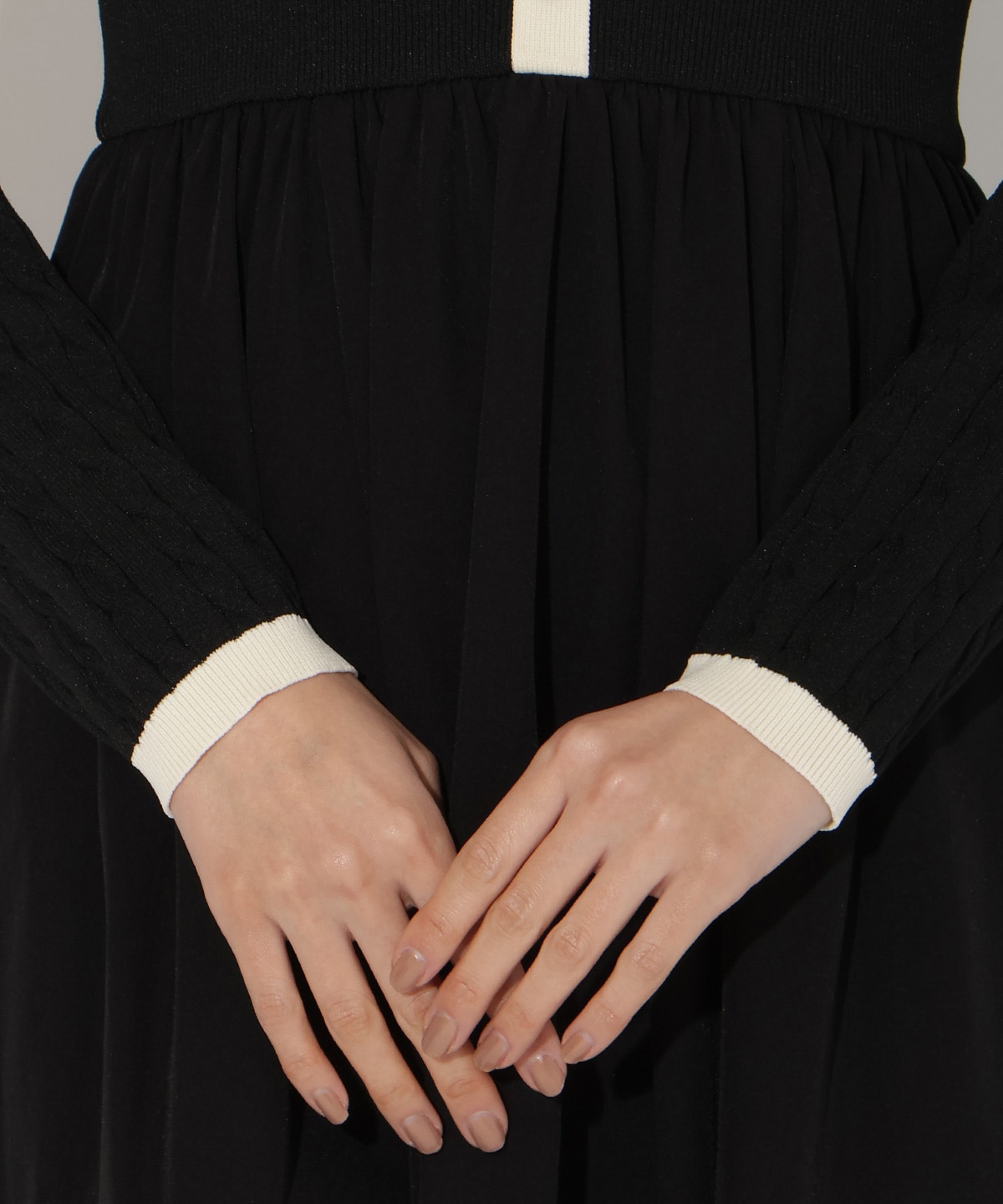 【先行予約受付中】ケーブル編みニットドッキングワンピース