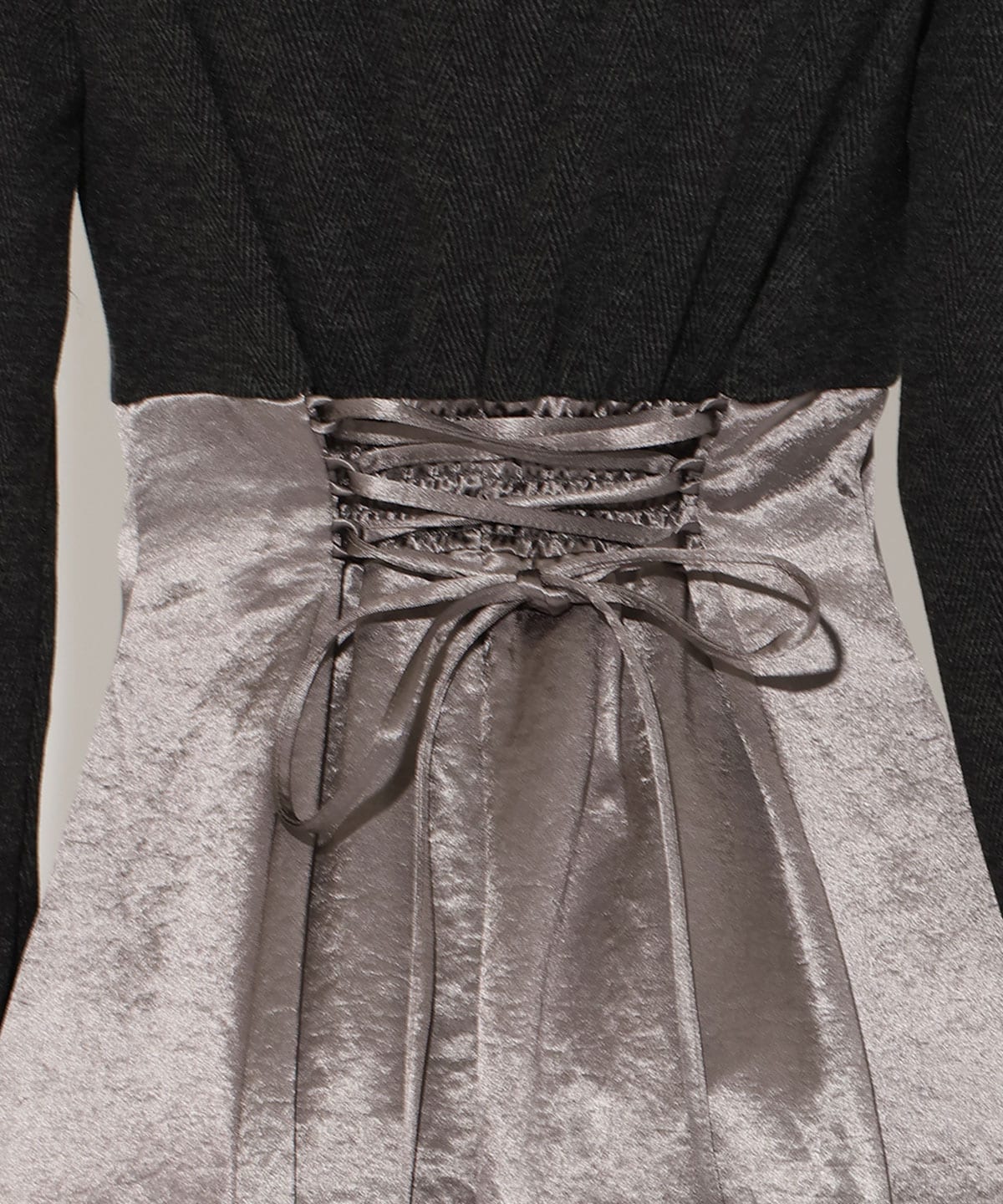 サテンドッキングワンピース