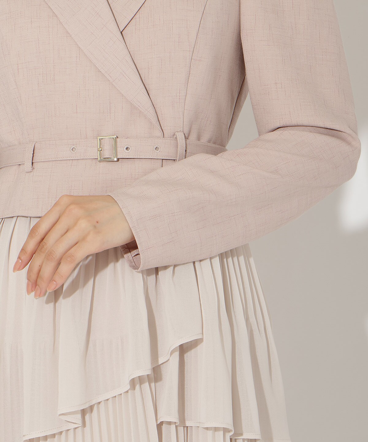 ジャケットレイヤードプリーツワンピース