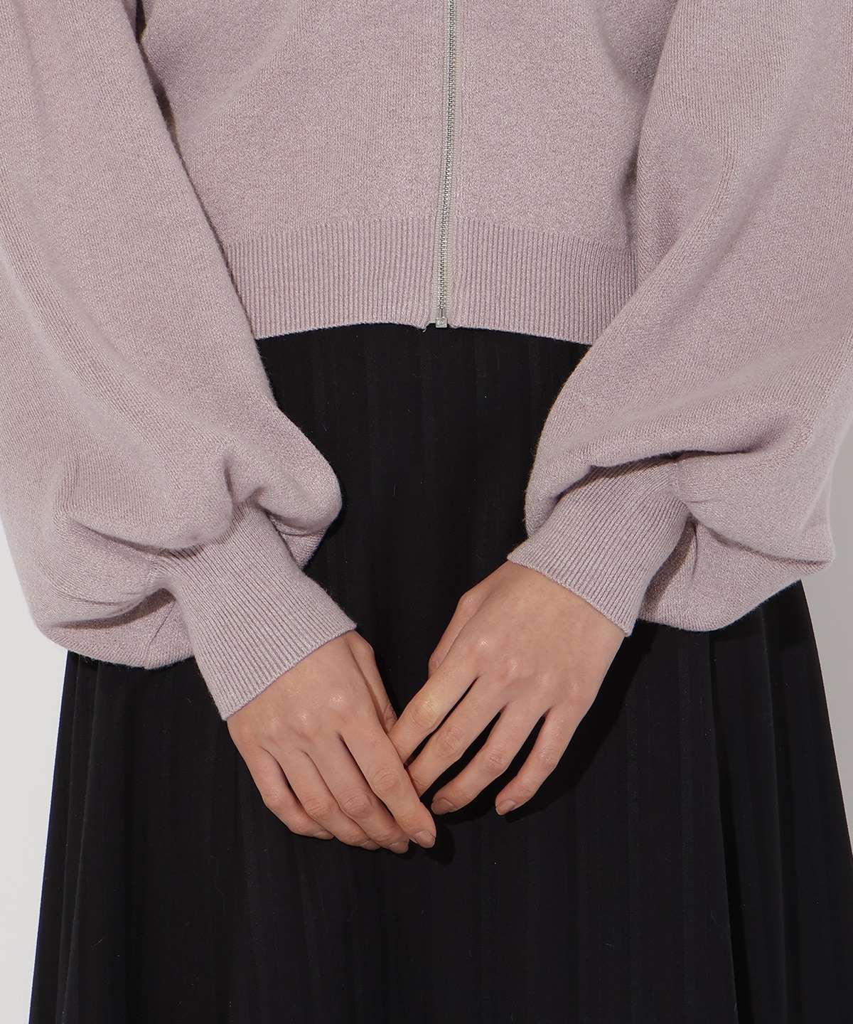 ニットパーカー