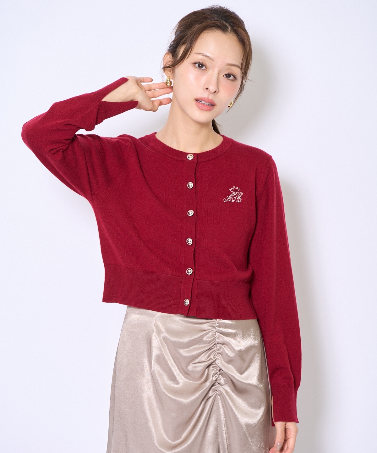 刺繍クルーネック長袖カーディガン