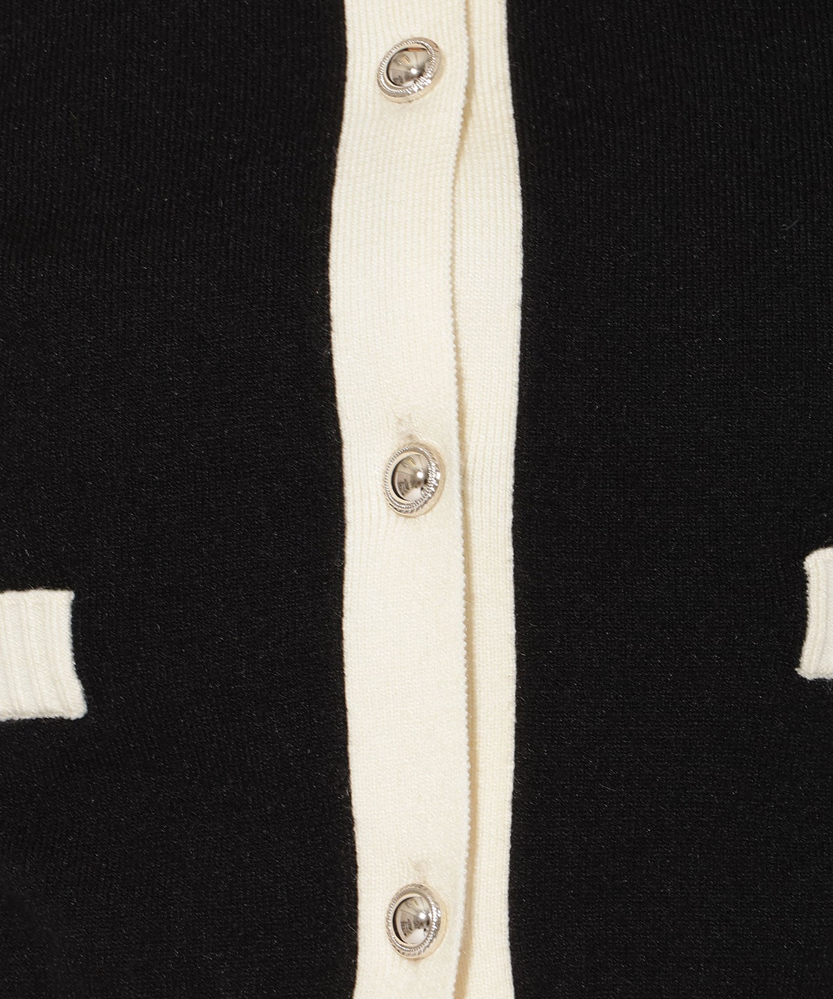 バイカラーアンサンブルニット