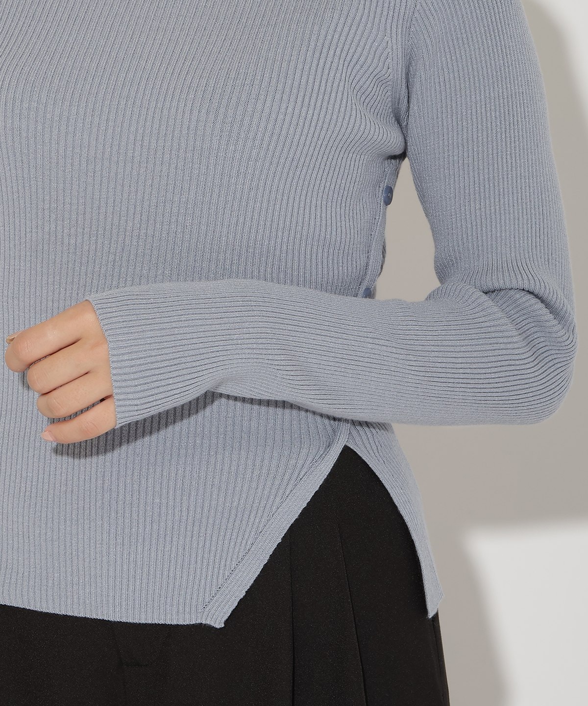 アシメVネック長袖プルオーバー