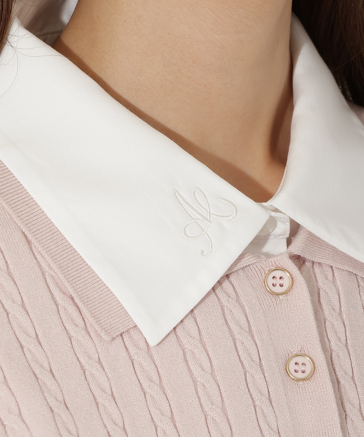 シャツ襟ケーブルニット