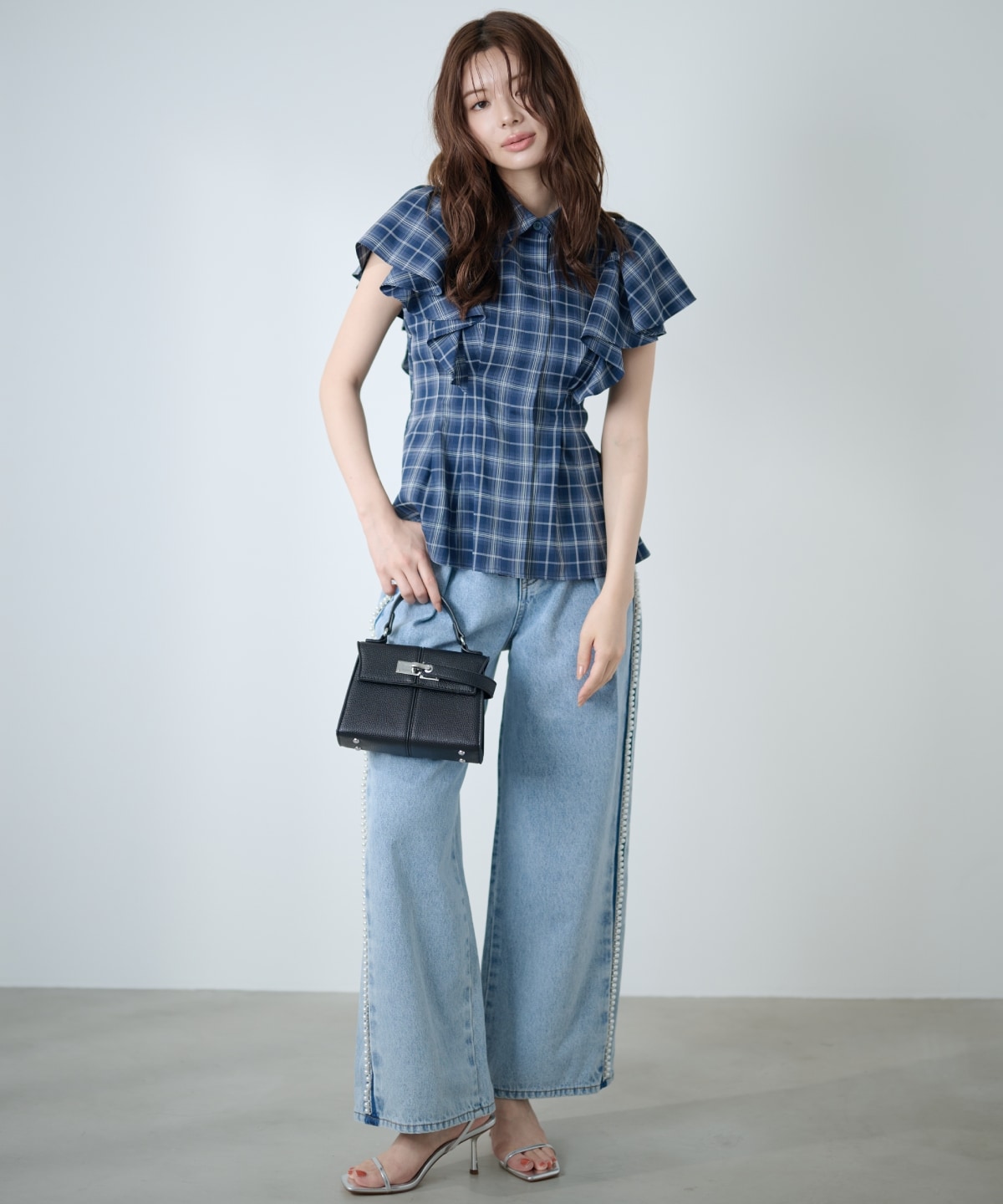 【先行予約受付中】ラッフルスリーブチェックシャツブラウス