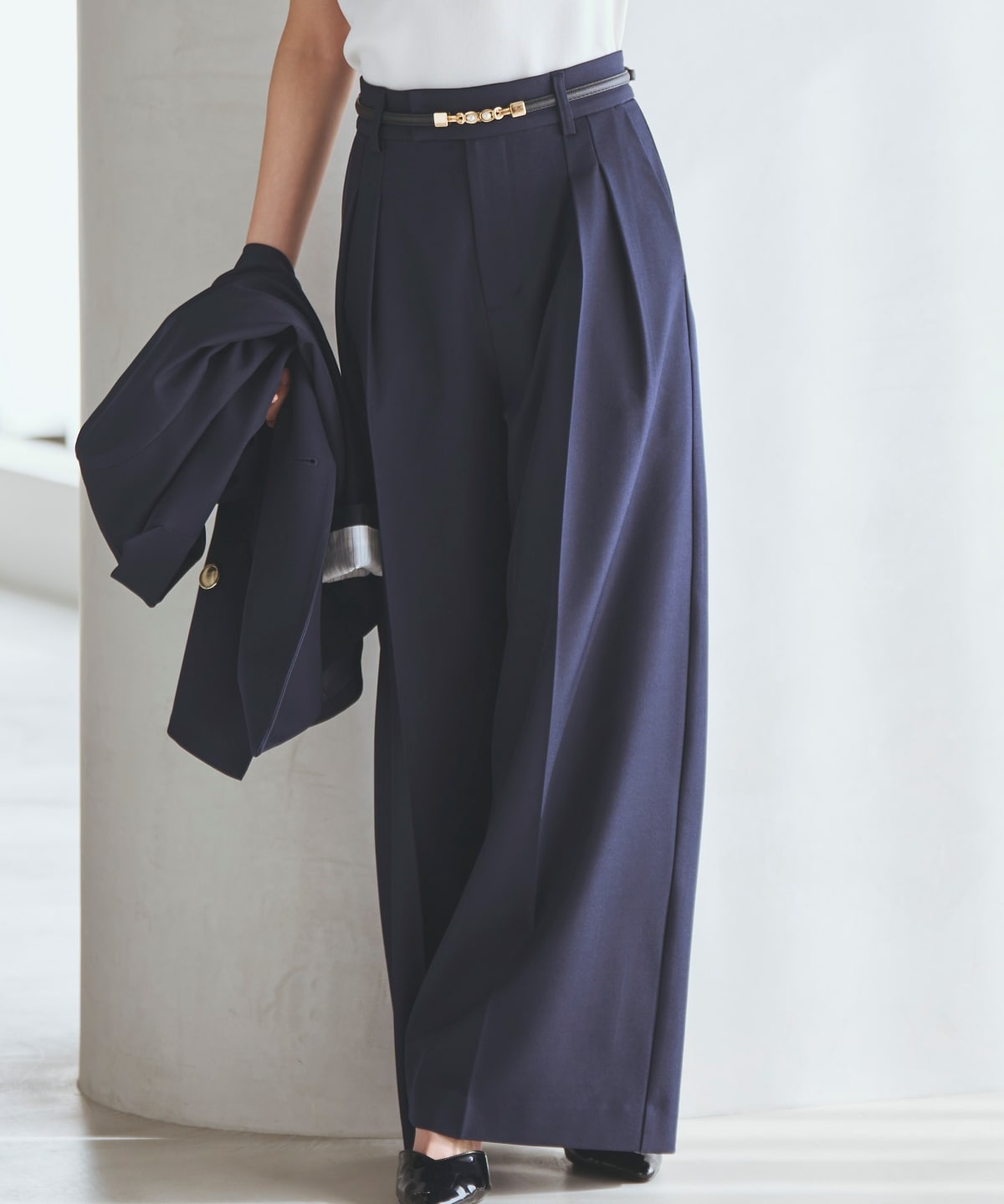 【先行予約受付中】タックワイドパンツ