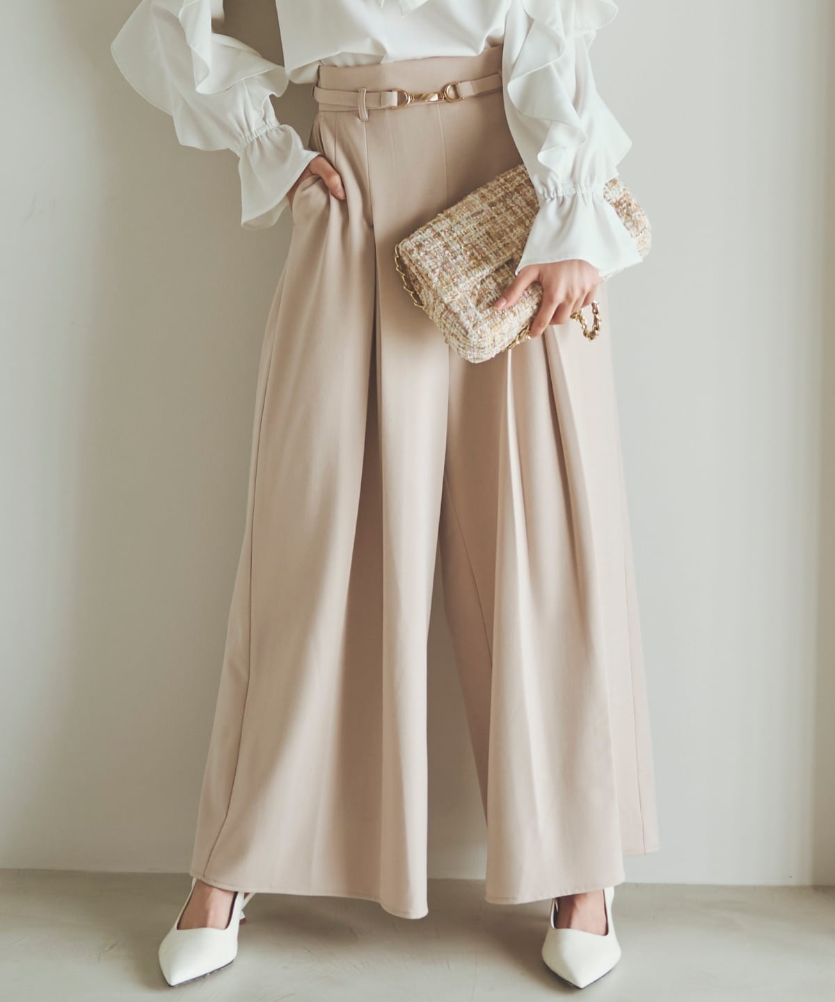 【先行予約受付中】ハイウエストタックワイドパンツ