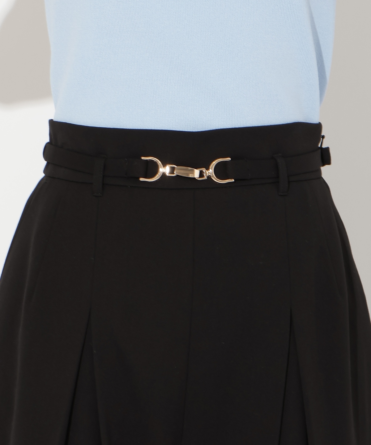 【先行予約受付中】ハイウエストタックワイドパンツ