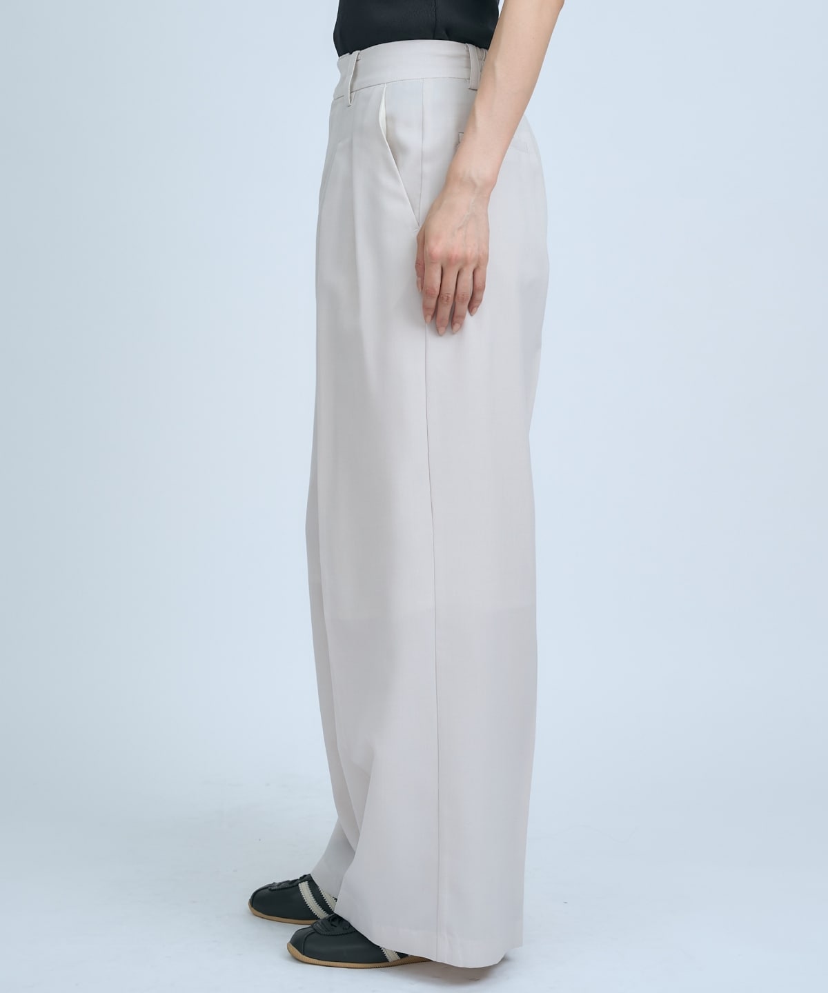 【先行予約受付中】シアーワイドパンツ