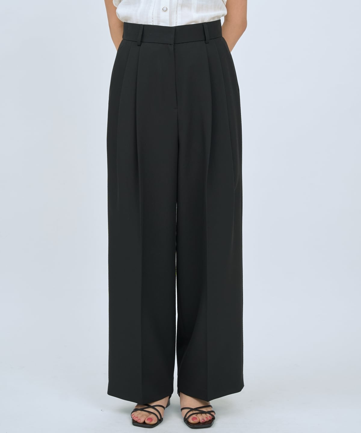 【先行予約受付中】2タックワイドパンツ