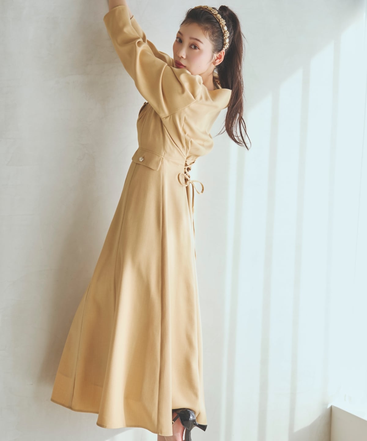 【先行予約受付中】Vネックパフスリーブワンピース