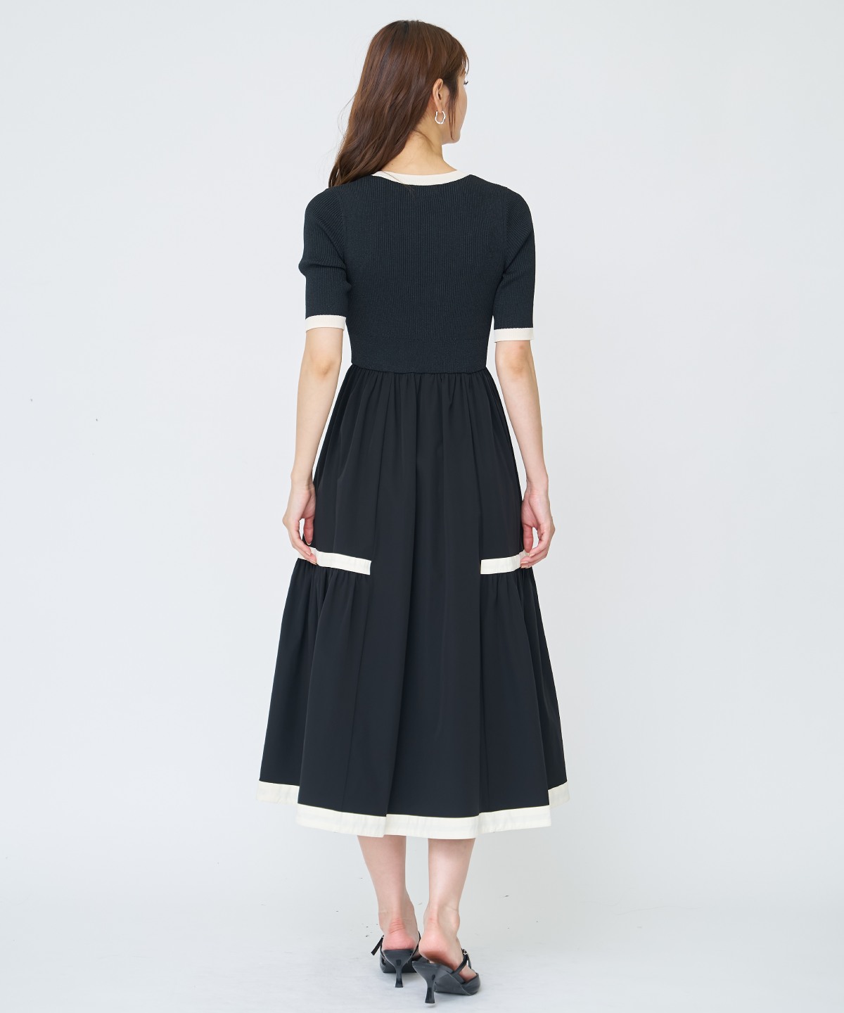 【先行予約受付中】ラメ入り配色ドッキングワンピース