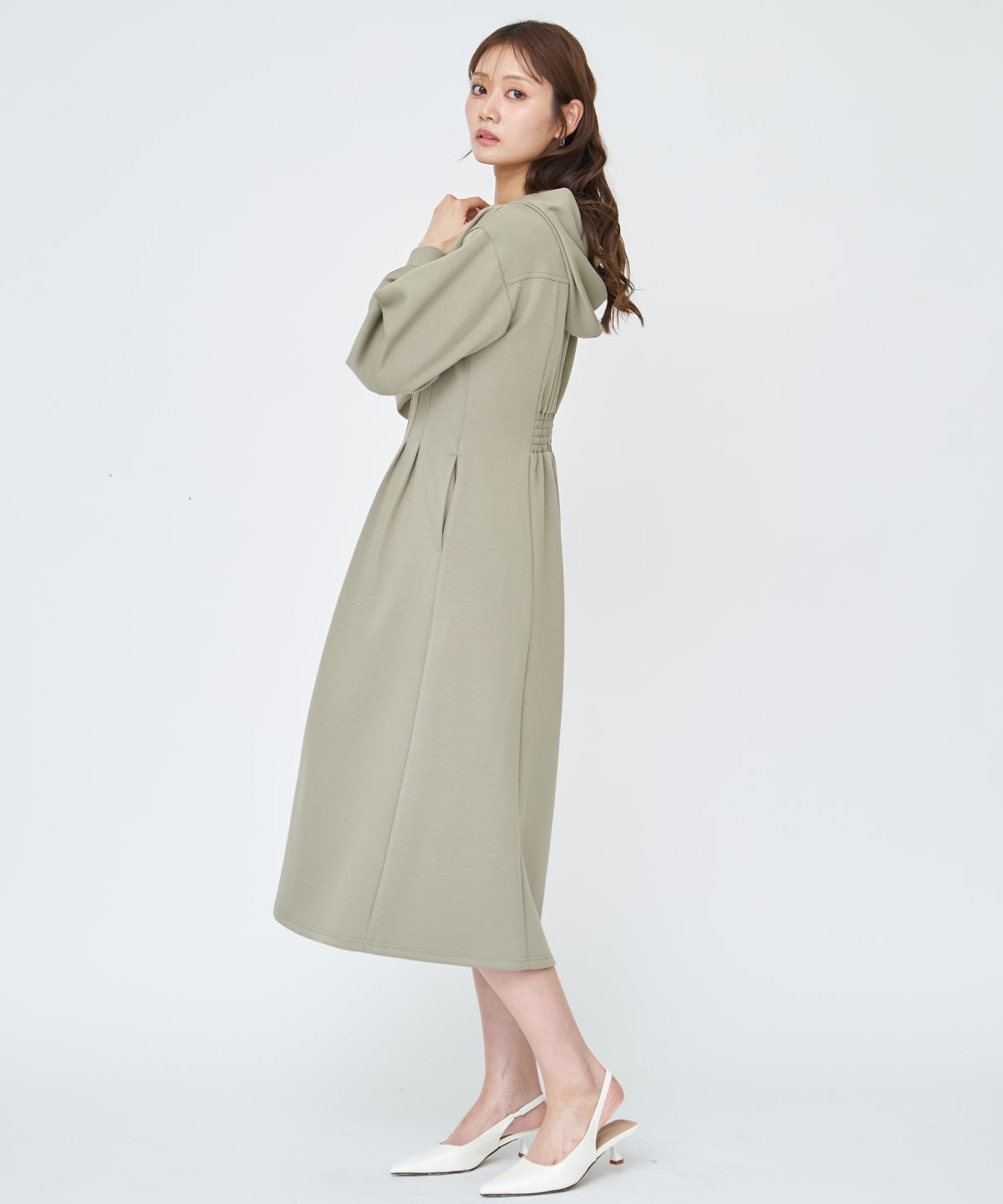 フード付きZIPワンピース