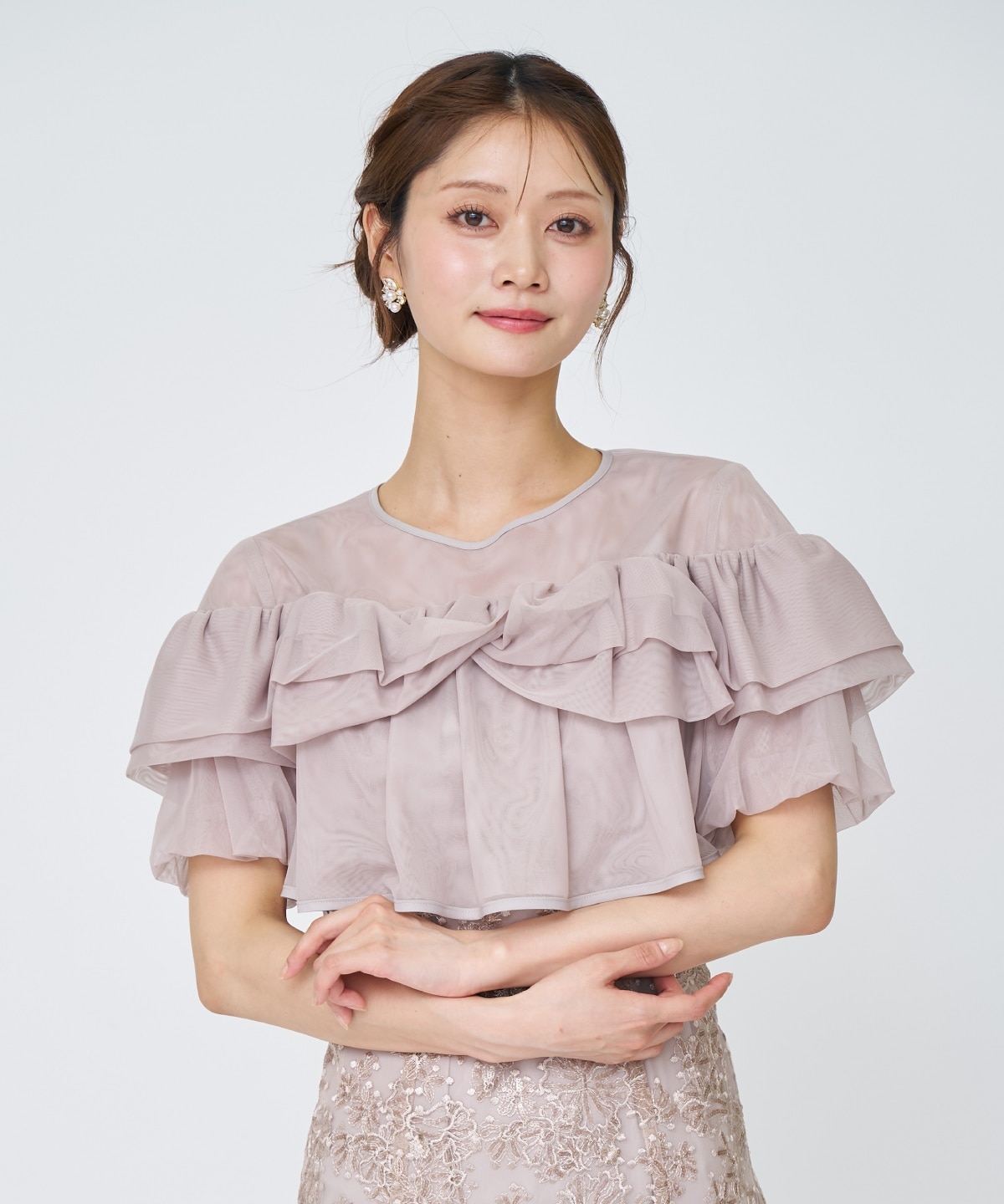 チュールレイヤードスパンコールドレス