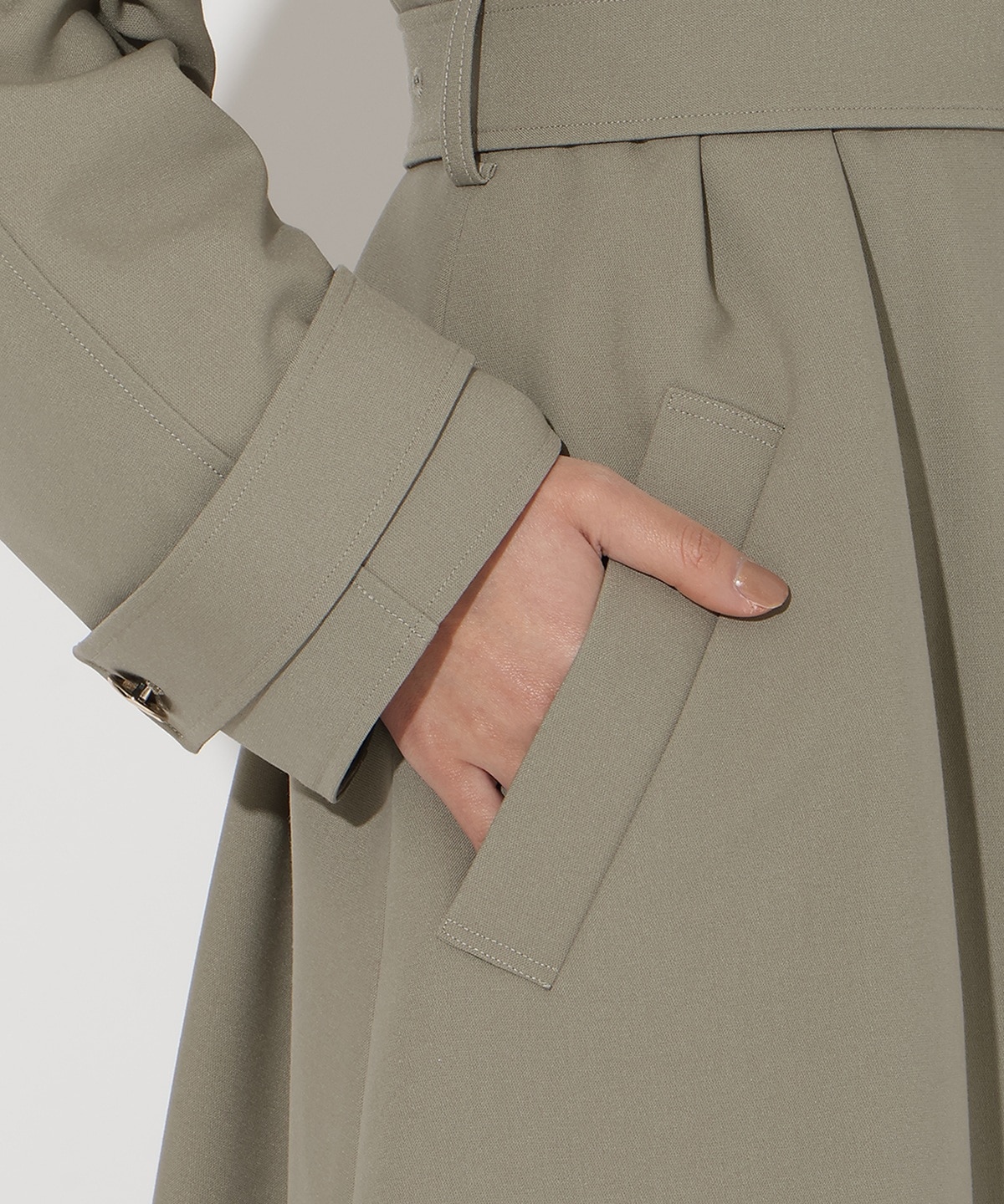 【先行予約受付中】フラップ付きロングコート