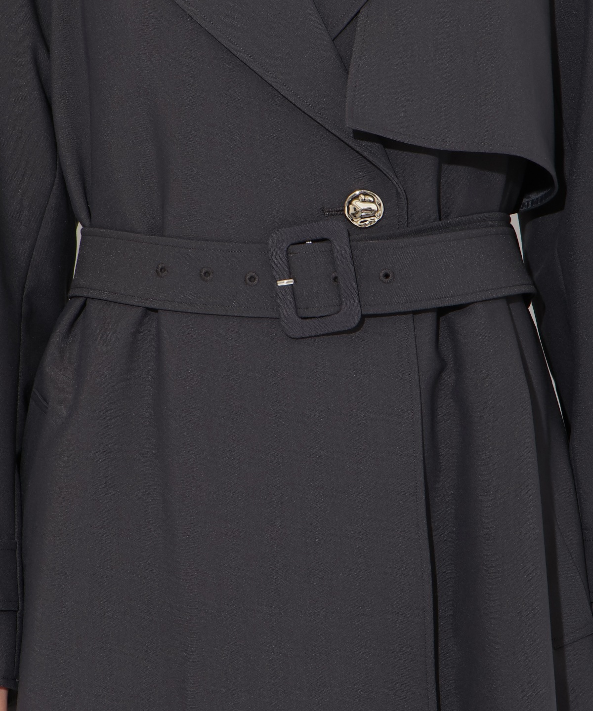 【先行予約受付中】フラップ付きロングコート