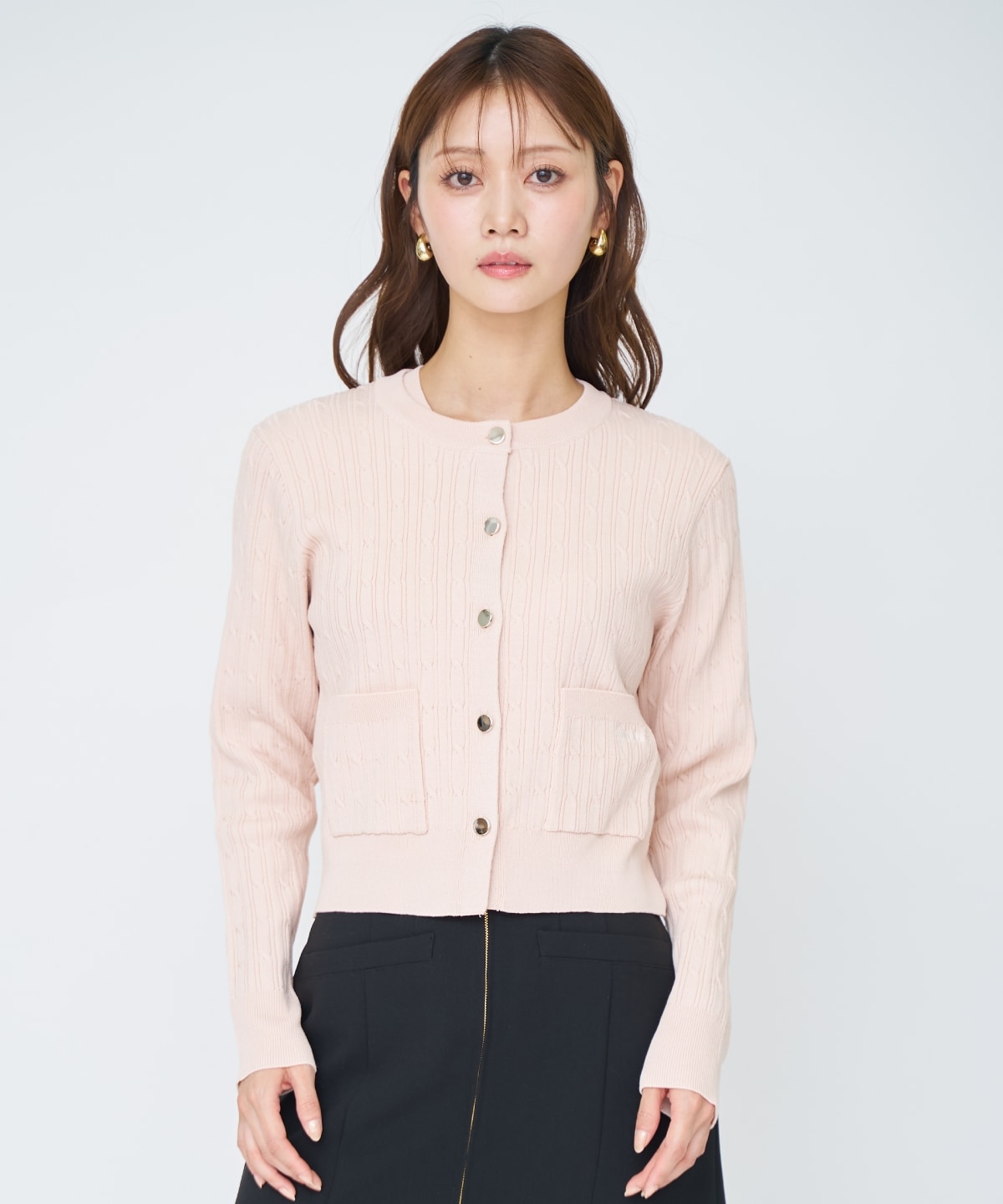 ケーブル編みカーディガンアンサンブル