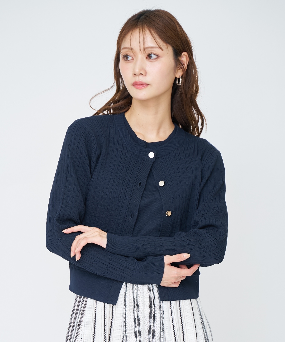 ケーブル編みカーディガンアンサンブル