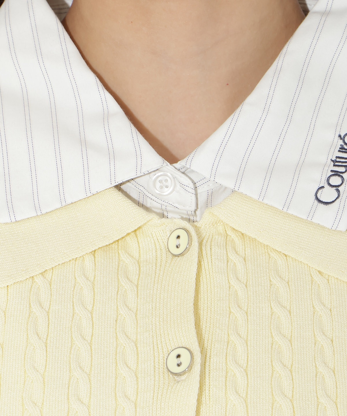 【先行予約受付中】シャツレイヤード風ケーブルカーディガン