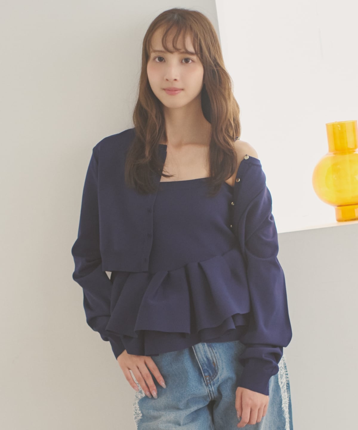 【9月17日(木)発売】ペプラムニットキャミ×ニットカーディガンセット