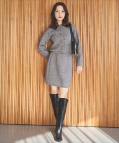 ミディアムグレー