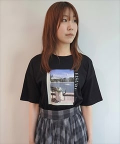 ブラック