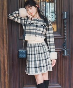 チェック柄ニットフレアスカート