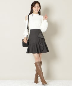 チャコールグレー