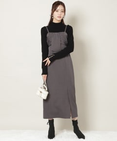 チャコールグレー