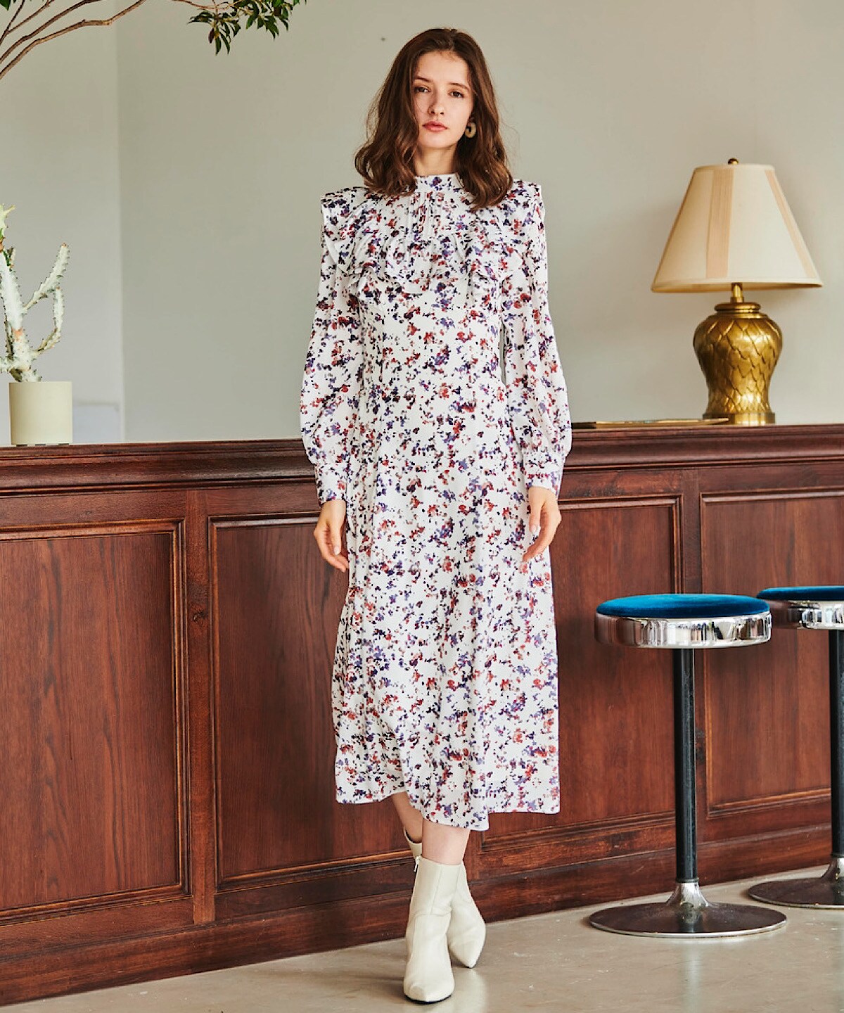 カレイドフラワーフリルネックワンピース M 白 オフ白 And Couture 公式オンラインショップ バーンデストローズ