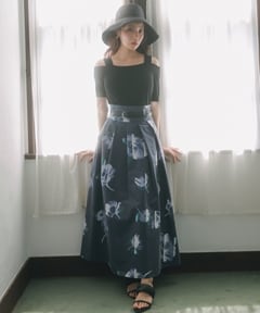 ネイビー