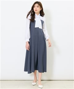 チャコールグレー