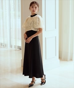 ベージュ×ブラック